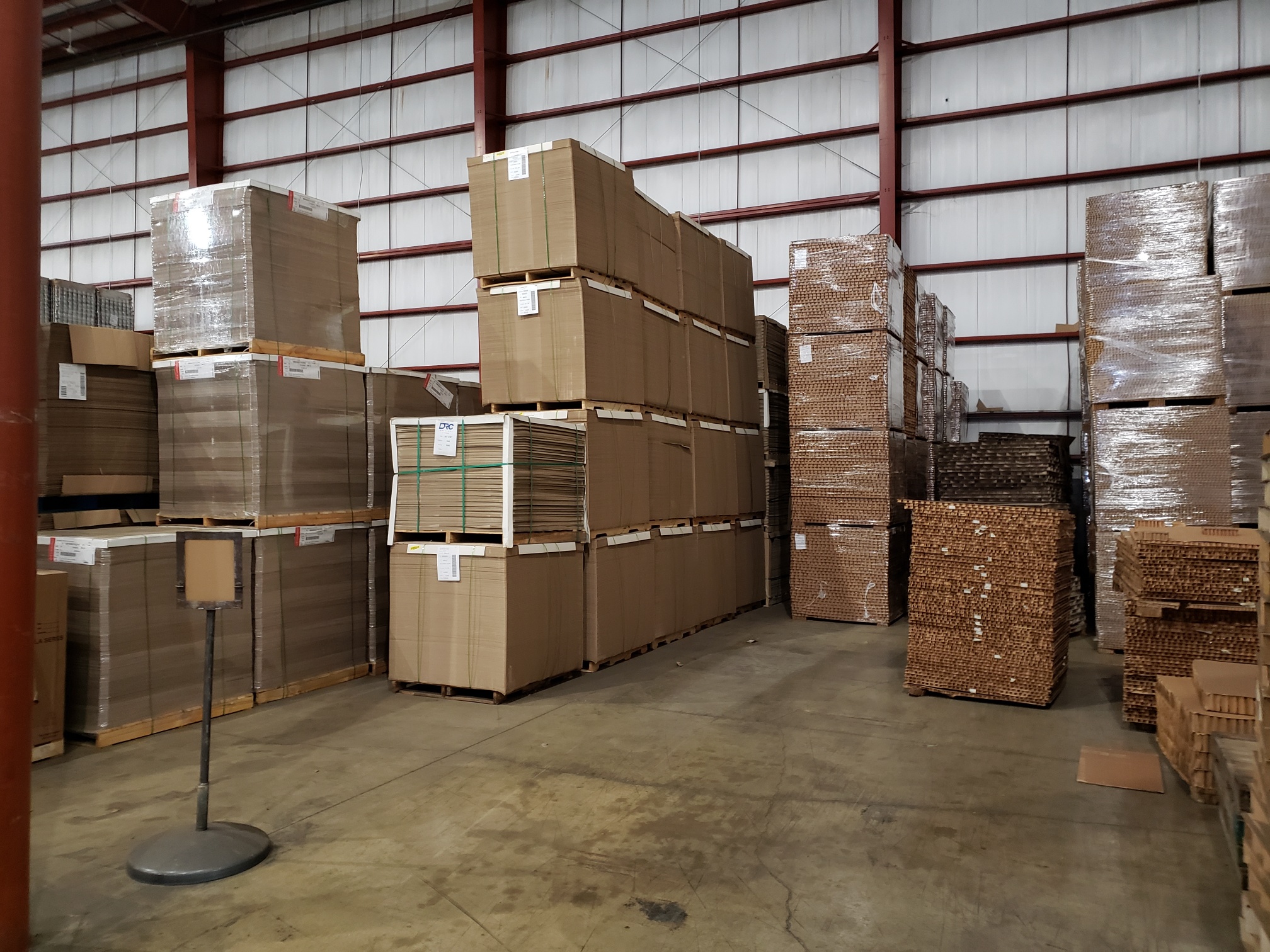 Long-term and short term bulk storage Warehouse for supply chain distribution in Madison, Milwaukee, Green Bay, Chicago, and Minneapolis